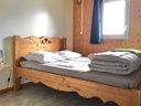 Cliquez pour découvrir toutes les photos de l'HÉBERGEMENT ! chalet - camping Champ La Chèvre photo 4