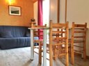 Cliquez pour découvrir toutes les photos de l'HÉBERGEMENT ! chalet - camping Champ La Chèvre photo 7
