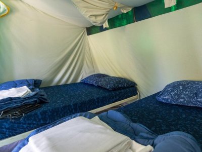 Cliquez pour découvrir toutes les photos de l'HÉBERGEMENT ! tente - Le Daguet photo 3
