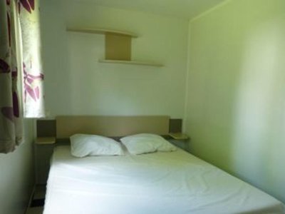 Cliquez pour découvrir toutes les photos de l'HÉBERGEMENT ! mobil-home - Flower Les Nauves photo 7