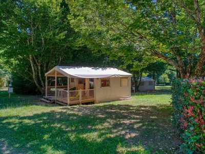 Cliquez pour découvrir toutes les photos de l'ÉTABLISSEMENT ! camping Flower Les Nauves photo 17