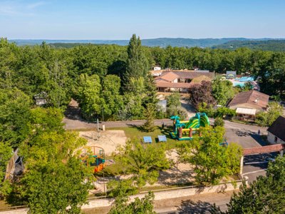 Cliquez pour découvrir toutes les photos de l'ÉTABLISSEMENT ! établissement Romanée - Lou Castel photo 14