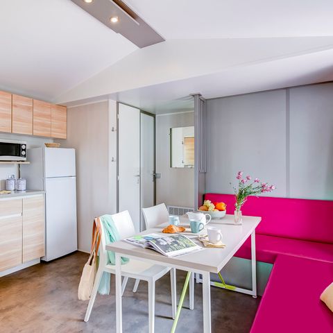 mobilhome - Romanée - Lou Castel photo 3
