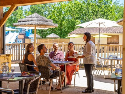 Cliquez pour découvrir toutes les photos de l'ÉTABLISSEMENT ! établissement Romanée - Lou Castel photo 28