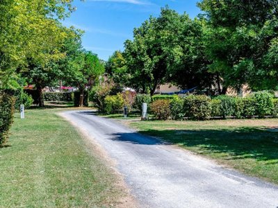 Cliquez pour découvrir toutes les photos de l'ÉTABLISSEMENT ! camping Flower Le Tiradou photo 14