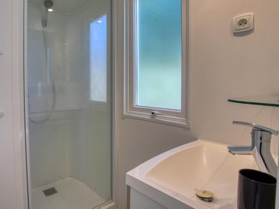 Cliquez pour découvrir toutes les photos de l'HÉBERGEMENT ! mobil-home - Flower Le Tiradou photo 11