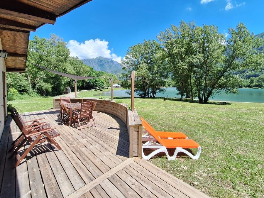 Camping Pas Cher vous présente avec son site Officiel campingpascher.fr, le Camping Au Valbonheur classé 3 étoiles, situé sur la commune de Valbonnais dans le département Isère (Rhône Alpes) en France. Le camping Au Valbonheur vous propose un hébergement de type maison pour 1 personne. Cet hébergement propose plus de 37 dates différentes pour réserver ! Pour dévouvrir la période la moins chère, consultez la rubrique 'Tarifs' et sélectionnez votre mois de départ. L'établissement vous propose 19 autres types d'hébergements. Découvrez tous nos séjours à petits prix dans la commune et aux alentours de Valbonnais du département : Isère (Rhône Alpes). Les Avis clients pour le Camping Au Valbonheur sont de 7 sur 10. Lac, Aire de jeux enfants, Cyclisme, Ping-pong, Randonnée, Structure gonflable enfants, Bar, Dépôt de pain, Snack/Bar, Épicerie,... En savoir plus : cliquez-ICI.
