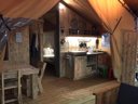 Cliquez pour découvrir toutes les photos de l'HÉBERGEMENT ! tente en toile et bois - camping Valbonheur photo 2