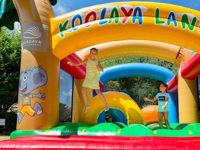 Cliquez pour découvrir toutes les photos de l'ÉTABLISSEMENT ! camping Sandaya - Les Péneyrals photo 8