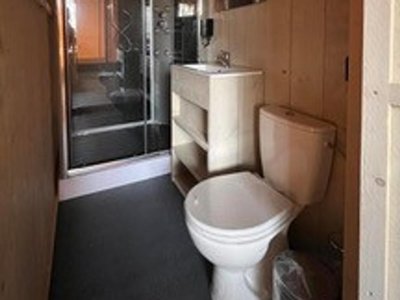 Cliquez pour découvrir toutes les photos de l'HÉBERGEMENT ! tente en toile et bois - Le Pont De Mazerat photo 2
