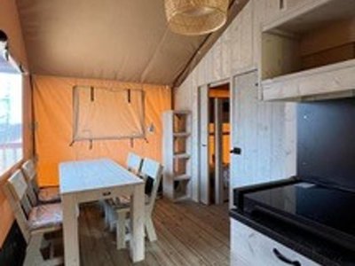 Cliquez pour découvrir toutes les photos de l'HÉBERGEMENT ! tente en toile et bois - Le Pont De Mazerat photo 3