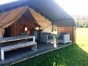Cliquez pour découvrir toutes les photos de l'HÉBERGEMENT ! tente en toile et bois - camping Le Pont De Mazerat photo 2