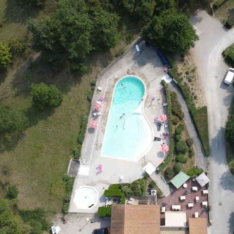 Cliquez pour découvrir toutes les photos de l'ÉTABLISSEMENT ! établissement La Combe D'Oyans photo 4