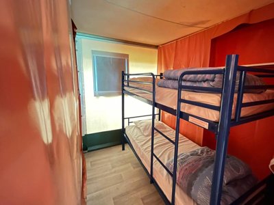 Cliquez pour découvrir toutes les photos de l'HÉBERGEMENT ! bungalow toilé - De Retourtour photo 6