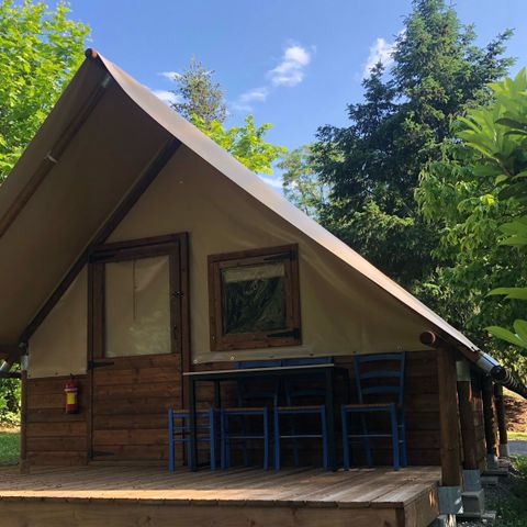 Cliquez pour découvrir toutes les photos de l'HÉBERGEMENT ! tente toile et bois - Douce Ardèche photo 2