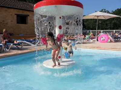 Cliquez pour découvrir toutes les photos de l'ÉTABLISSEMENT ! camping Les Truffières De Dordogne photo 3