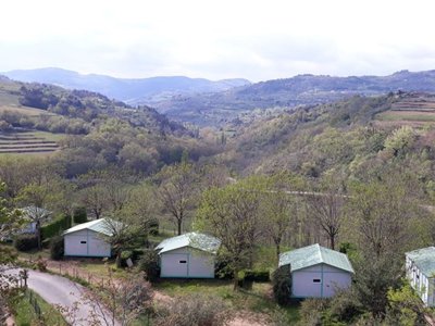 Cliquez pour découvrir toutes les photos de l'ÉTABLISSEMENT ! camping Les Roches photo 25
