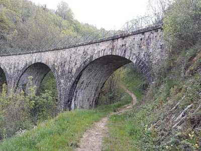 Cliquez pour découvrir toutes les photos de l'ÉTABLISSEMENT ! camping Les Roches photo 9