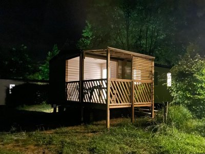 Cliquez pour découvrir toutes les photos de l'HÉBERGEMENT ! mobil-home - La Fage photo 2