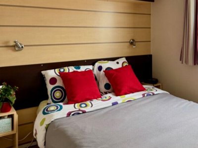 Cliquez pour découvrir toutes les photos de l'HÉBERGEMENT ! mobil-home - Paradis - Village De Vacances La Gineste photo 4