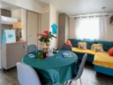 Cliquez pour découvrir toutes les photos de l'HÉBERGEMENT ! mobil-home - camping Paradis - Village De Vacances La Gineste photo 2