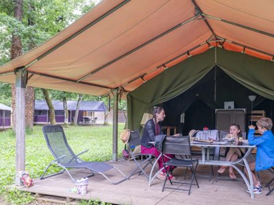 Cliquez pour découvrir toutes les photos de l'ÉTABLISSEMENT ! camping Flower Le Lac Du Marandan photo 28
