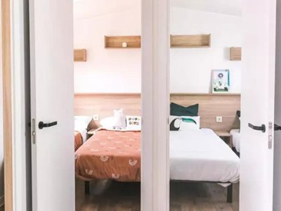 Cliquez pour découvrir toutes les photos de l'HÉBERGEMENT ! mobil-home - L'Orée Du Bois photo 4