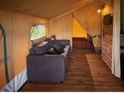 Cliquez pour découvrir toutes les photos de l'HÉBERGEMENT ! lodge - L'Orée Du Bois photo 5