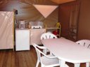 Cliquez pour découvrir toutes les photos de l'HÉBERGEMENT ! bungalow toilé - camping L'Orée Du Bois photo 4