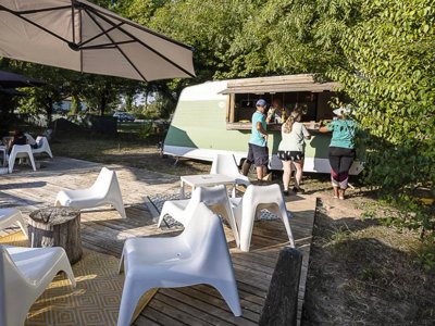 Cliquez pour découvrir toutes les photos de l'ÉTABLISSEMENT ! camping La Dordogne Verte photo 14