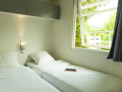 Cliquez pour découvrir toutes les photos de l'HÉBERGEMENT ! mobil-home - Flower La Dordogne Verte photo 4