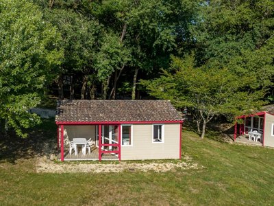 Cliquez pour découvrir toutes les photos de l'HÉBERGEMENT ! chalet - La Forêt Enchantée photo 3