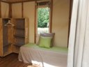 Cliquez pour découvrir toutes les photos de l'HÉBERGEMENT ! bungalow toilé - camping Le Château photo 6