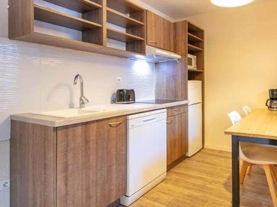 Cliquez pour découvrir toutes les photos de l'HÉBERGEMENT ! appartement - De La Perrière photo 3