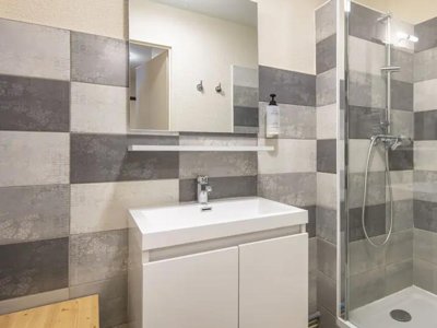 Cliquez pour découvrir toutes les photos de l'HÉBERGEMENT ! appartement - De La Perrière photo 6