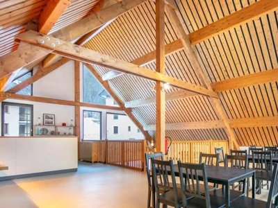 Cliquez pour découvrir toutes les photos de l'ÉTABLISSEMENT ! résidence De La Perrière photo 5