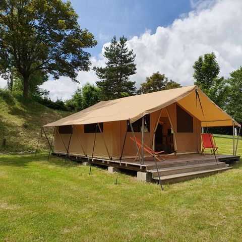 Cliquez pour découvrir toutes les photos de l'HÉBERGEMENT ! tente - La Fressange photo 4