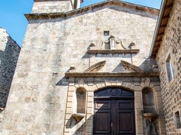 Camping Pas Cher vous présente avec son site Officiel campingpascher.fr, le Camping La Fressange classé 2 étoiles, situé sur la commune de Saint Didier En Velay dans le département Haute-loire (Auvergne) en France. Le camping La Fressange, vous présente un hébergement de type chalet de 35 m² pour 4 personnes. Le camping La Fressange vous propose du sam. 05 septembre au sam. 12 septembre 2026 pour 7 nuits à 360€. Cette location propose 57 dates différentes pour réserver votre séjour. Découvrez également les 3 autres gammes d'hébergements du camping. Les Avis clients pour le Camping La Fressange sont excellents avec une note moyenne de 9 sur 10. Piscine chauffée, Piscine extérieure, Animation ados, Animations familiales, Aire de jeux enfants, Court de tennis, Ping-pong, Pétanque, Randonnée, Tir à l’arc, Dépôt de pain,... En savoir plus : cliquez-ICI.