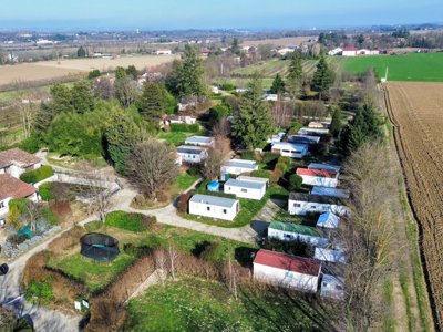 Cliquez pour découvrir toutes les photos de l'ÉTABLISSEMENT ! camping Les Avenieres photo 4