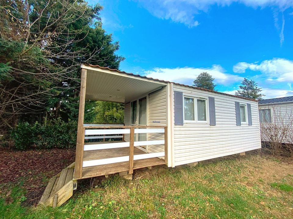 Cliquez pour découvrir toutes les photos de l'HÉBERGEMENT ! mobil-home - établissement Les Avenieres photo 1