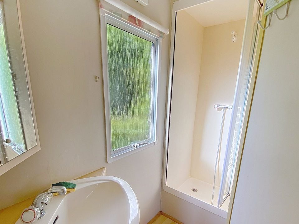 mobil-home - établissement Les Avenieres photo 4