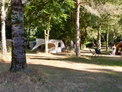 Cliquez pour découvrir toutes les photos de l'ÉTABLISSEMENT ! camping Domaine De Lallé photo 17