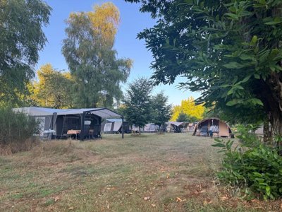 Cliquez pour découvrir toutes les photos de l'ÉTABLISSEMENT ! camping Domaine De Lallé photo 27
