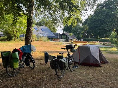 Cliquez pour découvrir toutes les photos de l'ÉTABLISSEMENT ! camping Domaine De Lallé photo 9