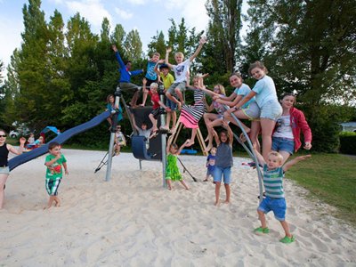 Cliquez pour découvrir toutes les photos de l'ÉTABLISSEMENT ! camping Brantôme Peyrelevade photo 13