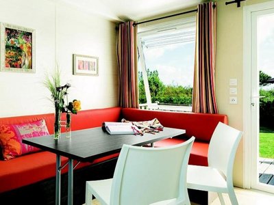 Cliquez pour découvrir toutes les photos de l'HÉBERGEMENT ! mobil-home - Brantôme Peyrelevade photo 4