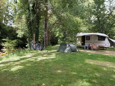 Cliquez pour découvrir toutes les photos de l'ÉTABLISSEMENT ! camping Brantôme Peyrelevade photo 28
