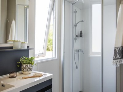 Cliquez pour découvrir toutes les photos de l'HÉBERGEMENT ! mobil-home - Soleil D'or photo 2
