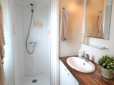 Cliquez pour découvrir toutes les photos de l'HÉBERGEMENT ! mobil-home - Soleil D'or photo 13