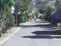 Camping Pas Cher vous présente avec son site Officiel campingpascher.fr, le Camping De L'Estuaire classé 4 étoiles, situé sur la commune de Saint Thomas De Conac dans le département Charente-maritime (Poitou Charentes) en France. Le camping De L'Estuaire, vous présente un hébergement de type chalet pour 6 personnes et télévision. Le camping De L'Estuaire vous propose du sam. 27 juin au sam. 04 juillet 2026 pour 7 nuits à 620€. Cette location propose 9 dates différentes pour réserver votre séjour. Découvrez également les 10 autres gammes d'hébergements du camping. Les Avis clients pour le Camping De L'Estuaire sont excellents avec une note moyenne de 8 sur 10. MerRivièreÉtang, Piscine extérieure, Animation enfants, Animations familiales, Aire de jeux enfants, Baby-foot, Centre équestre, Court de tennis, Cyclisme, Golf, Ping-pong, Piscine, Pétanque, Randonnée, Salle de fitness, Voile, Dépôt de pain, Pizzeria, Plats à emporter, Snack/Bar, Supermarché, Épicerie,... En savoir plus : cliquez-ICI.